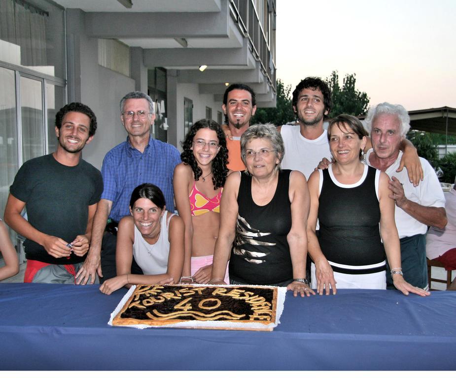 Tourist Residence San Benedetto del Tronto Exterior photo