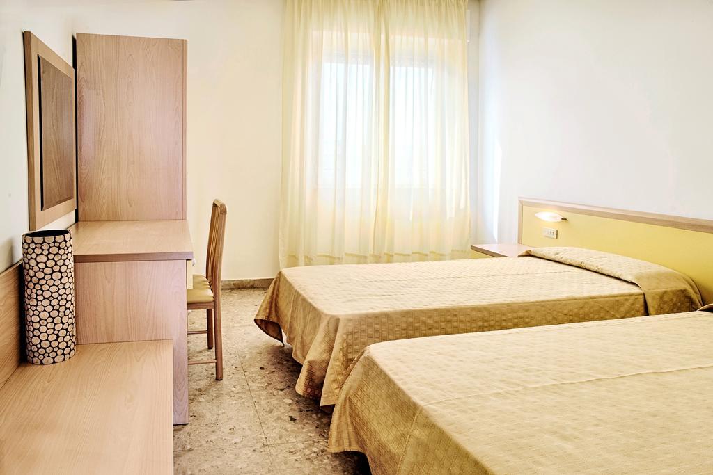 Tourist Residence San Benedetto del Tronto Room photo